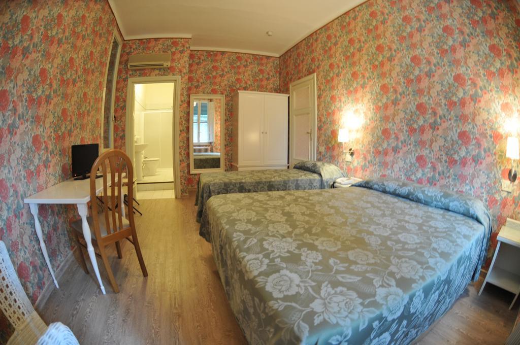 Hotel Stipino Lucca Pokoj fotografie